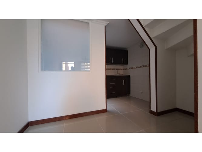 Casa de 2 alcobas en arriendo en Ciudad Jardin Norte, Bogotá, 62 m² · foto 4 de 24