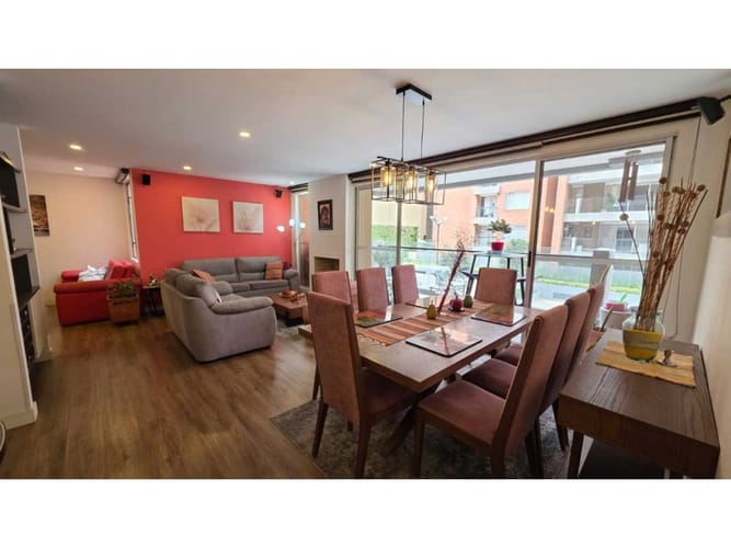 Apartamento de 3 alcobas en venta en Alejandria, Bogotá, 144 m² · foto 2 de 24