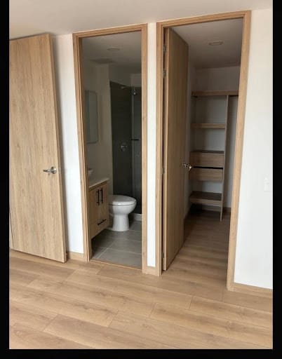 Apartamento de 3 alcobas en venta en Rionegro, 71 m² · foto 10 de 15