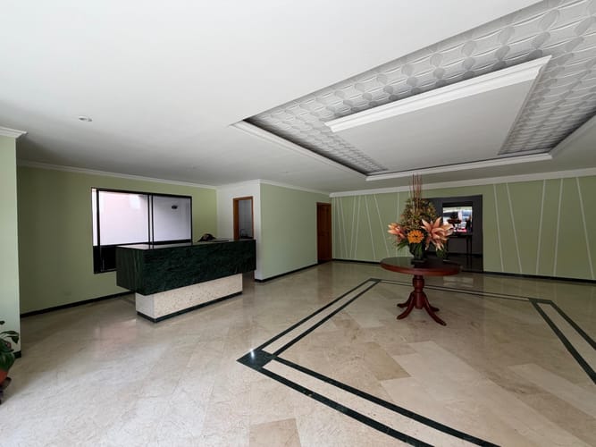 Apartamento de 3 alcobas en venta en Chicó Navarra, Bogotá, 135 m² · foto 24 de 24