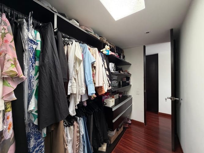 Apartamento de 3 alcobas en venta en Chicó Navarra, Bogotá, 135 m² · foto 23 de 24