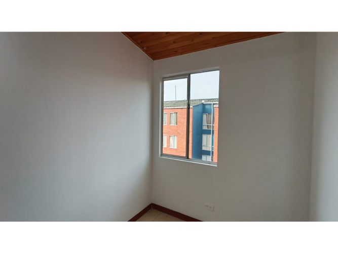 Apartamento de 3 alcobas en venta en Ciudad Verde, Soacha, 50 m² · foto 2 de 10