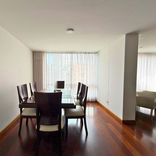 Apartamento de 3 alcobas en venta en Chicó Navarra, Bogotá, 135 m² · foto 7 de 24