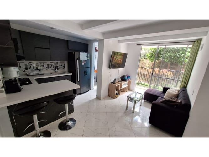 Apartamento de 3 alcobas en venta en Bucaros, Bello, 57 m² · foto 3 de 20