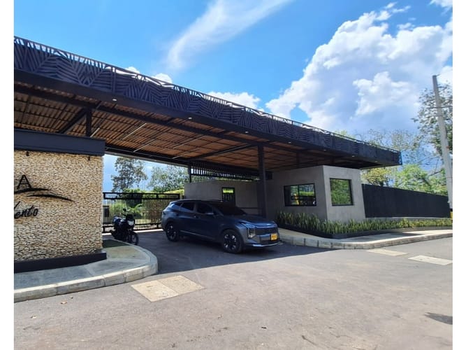 Lote en venta en Zarzal Curzao, Copacabana, 2083 m² · foto 7 de 9