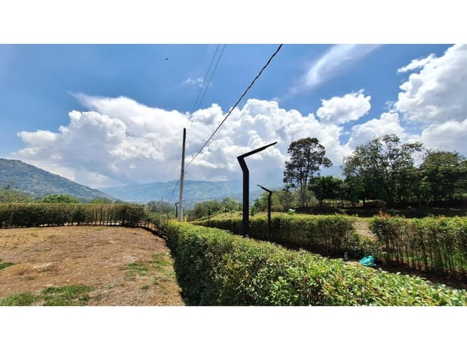 Lote en venta en Zarzal Curzao, Copacabana, 2083 m² · foto 8 de 9