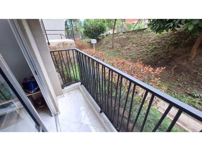 Apartamento de 3 alcobas en venta en Bucaros, Bello, 57 m² · foto 9 de 20