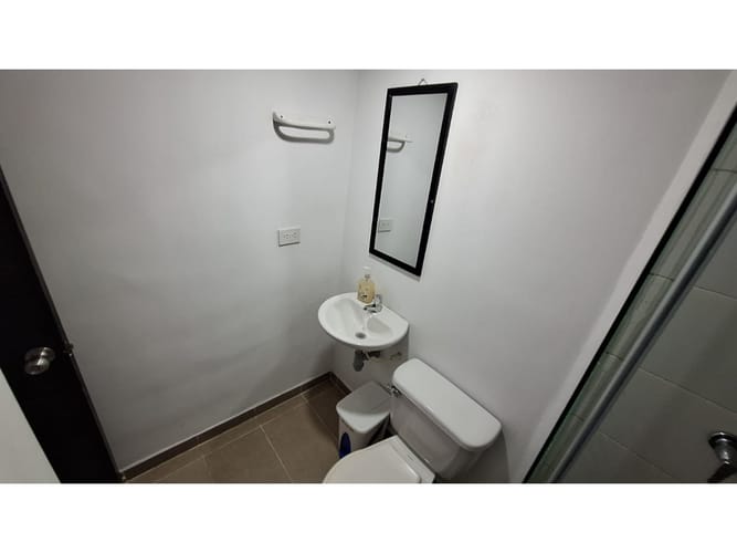 Apartamento de 3 alcobas en venta en Bucaros, Bello, 57 m² · foto 10 de 20