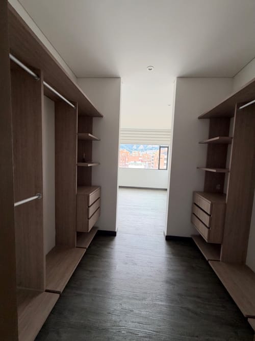 Apartamento en arriendo en La Calleja, Bogotá · foto 2 de 24