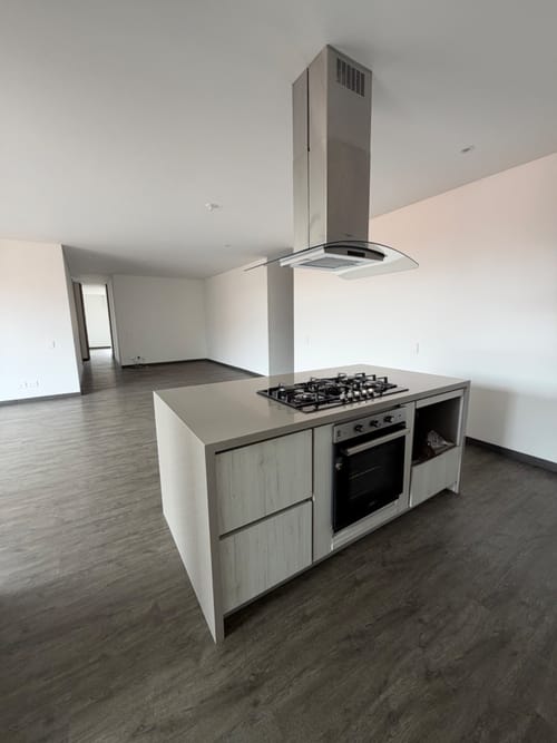 Apartamento en arriendo en La Calleja, Bogotá · foto 5 de 24