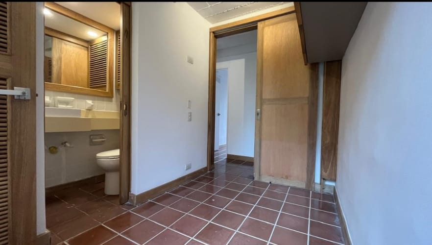 Apartamento de 4 alcobas en venta en Vía Las Palmas, Medellín, 85 m² · foto 3 de 11