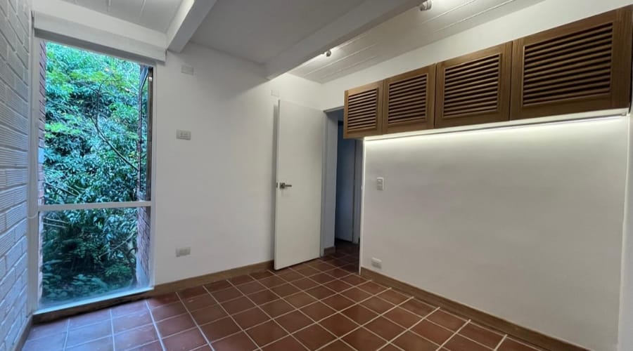 Apartamento de 4 alcobas en venta en Vía Las Palmas, Medellín, 85 m² · foto 6 de 11