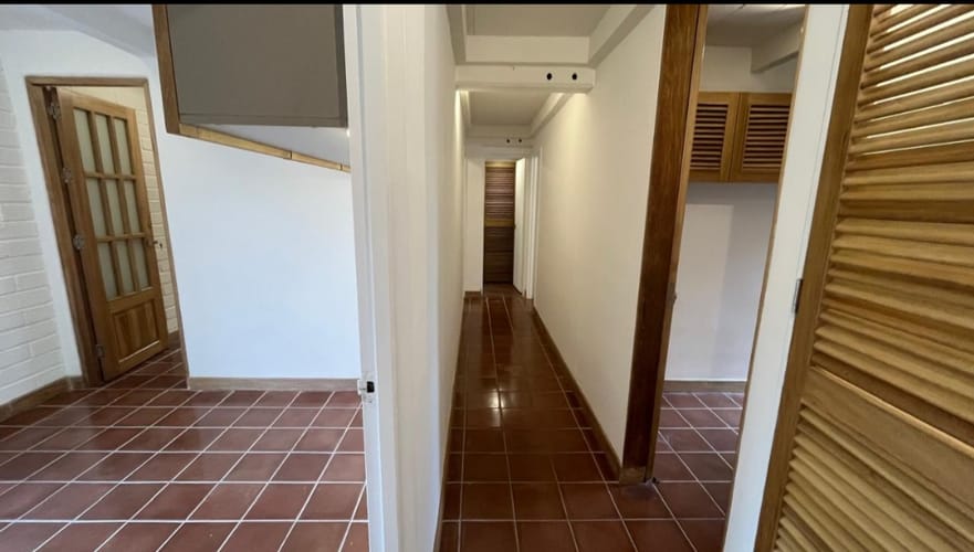 Apartamento de 4 alcobas en venta en Vía Las Palmas, Medellín, 85 m² · foto 11 de 11