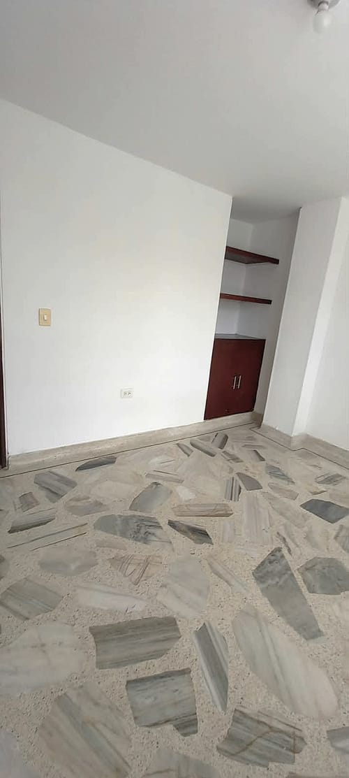 Apartamento de 4 alcobas en arriendo en Los Cambulos, Cali, 125 m² · foto 5 de 20