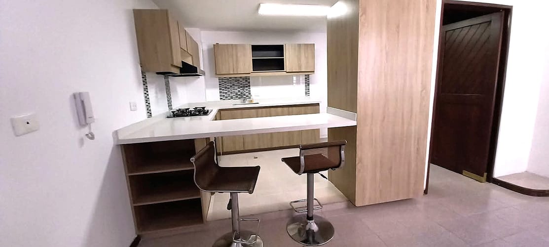 Apartamento de 4 alcobas en arriendo en Los Cambulos, Cali, 125 m² · foto 10 de 20