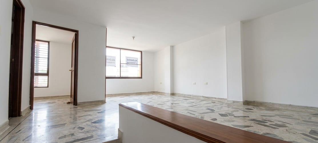 Apartamento de 4 alcobas en arriendo en Los Cambulos, Cali, 125 m² · foto 2 de 20