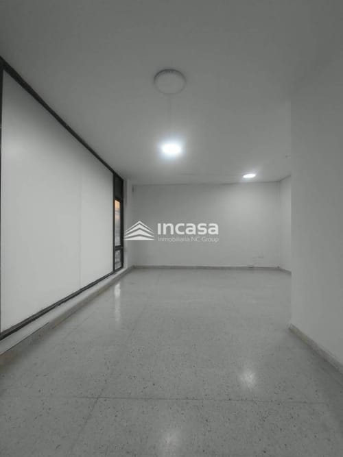 Local en arriendo en San Vicente, Cali, 135 m² · foto 2 de 20