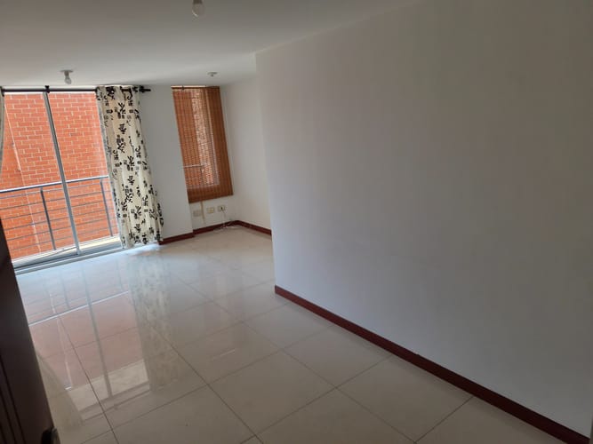 Apartamento de 3 alcobas en arriendo en Conjunto Residencial Reservas De Mallorca, Mosquera, 72 m² · foto 12 de 24