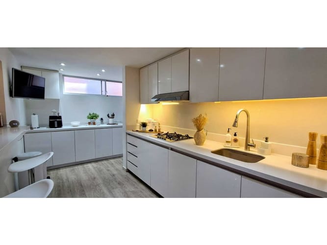 Apartamento en venta en Santa Barbara Occidental, Bogotá · foto 15 de 24