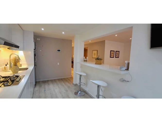 Apartamento en venta en Santa Barbara Occidental, Bogotá · foto 17 de 24