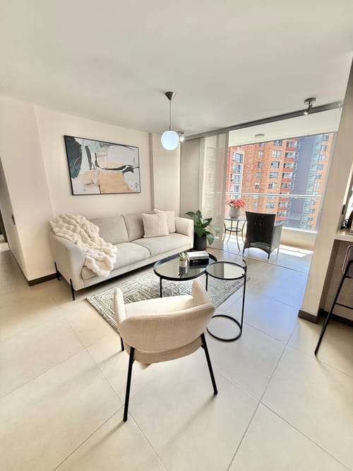 Apartamento de 3 alcobas en venta en Camino Verde, Envigado, 96 m² · foto 3 de 11