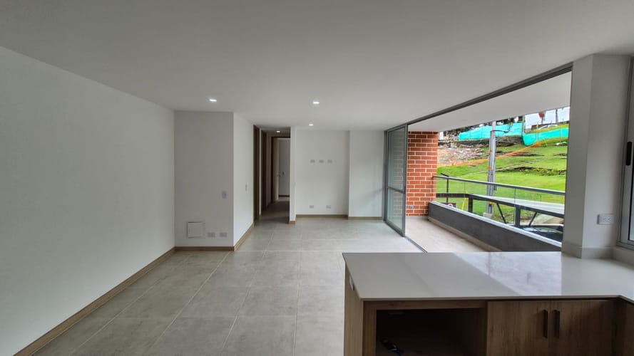 Apartamento de 3 alcobas en venta en Belchite, Rionegro, 96 m² · foto 2 de 24