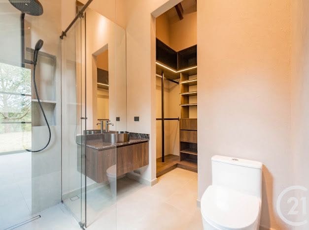 Casa de 4 alcobas en arriendo en Señorial, Envigado, 355 m² · foto 15 de 19