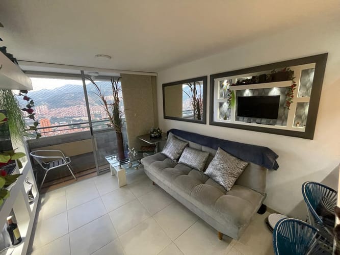 Apartamento de 3 alcobas en venta en Niquia, Bello, 58 m² · foto 5 de 17