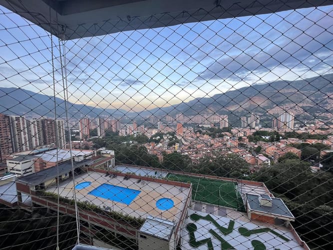 Apartamento de 3 alcobas en venta en Niquia, Bello, 58 m² · foto 6 de 17