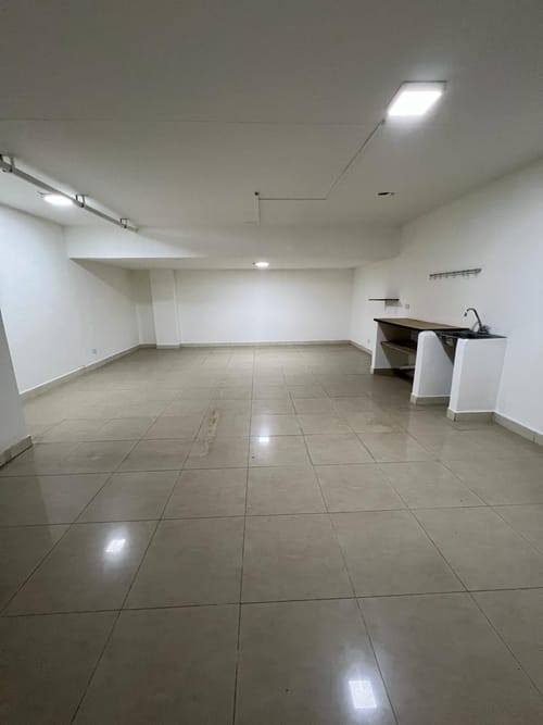 Local en venta en Villa Nueva, Medellín, 127 m² · foto 4 de 21