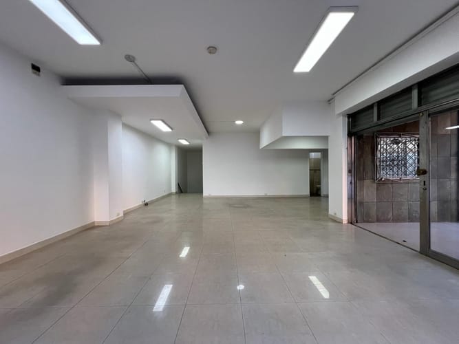 Local en venta en Villa Nueva, Medellín, 127 m² · foto 9 de 21