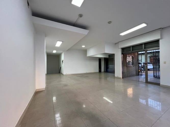 Local en venta en Villa Nueva, Medellín, 127 m² · foto 10 de 21