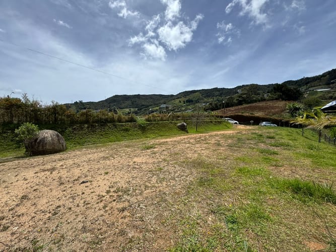 Lote en venta en Guarino, El Carmen de Viboral, 909 m² · foto 3 de 16