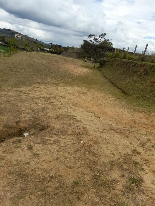Lote en venta en Guarino, El Carmen de Viboral, 909 m² · foto 11 de 16