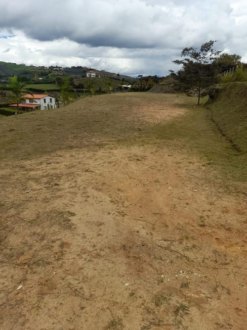 Lote en venta en Guarino, El Carmen de Viboral, 909 m² · foto 12 de 16