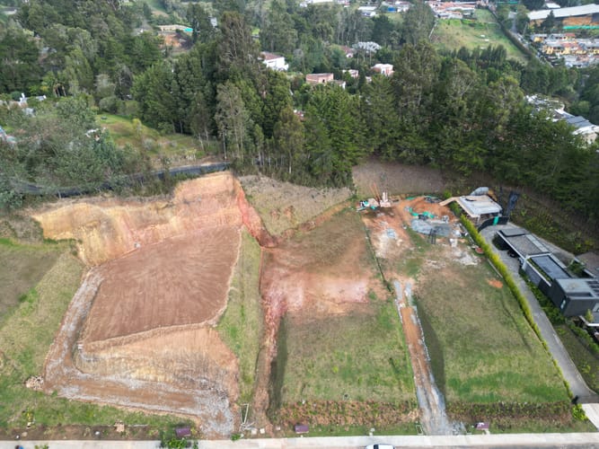 Lote en venta en Las Palmas, Envigado, 1908 m² · foto 5 de 13