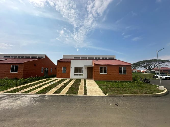 Casa de 3 alcobas en venta en La Morada, Jamundí, 137 m² · foto 2 de 21