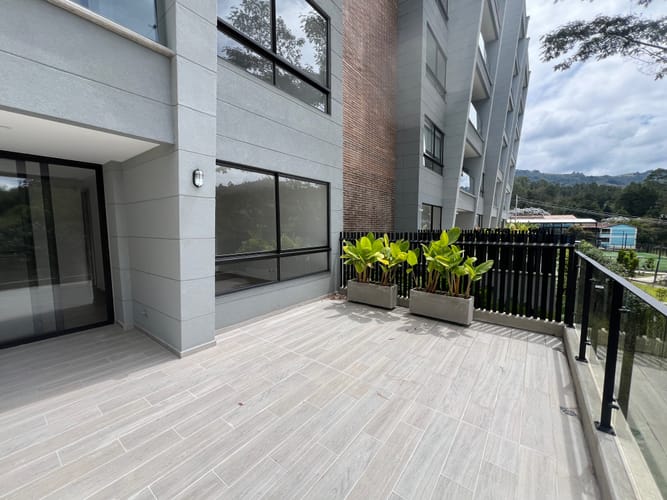Apartamento de 2 alcobas en venta en Sajonia, Rionegro, 137 m² · foto 4 de 16