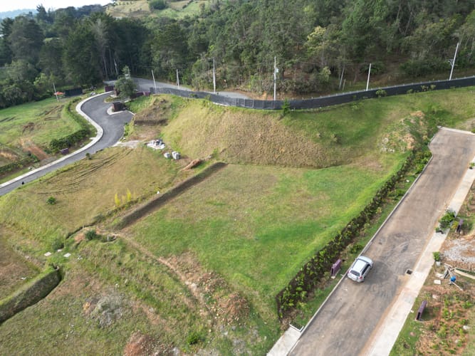 Lote en venta en Las Palmas, Envigado, 2045 m² · foto 4 de 8