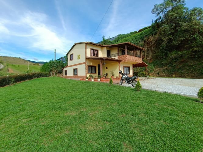 Finca en venta en El Carmen De Viboral, El Carmen de Viboral, 180 m² · foto 4 de 23