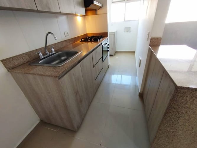 Apartamento de 3 alcobas en arriendo en Bucaros, Bello, 70 m² · foto 2 de 19