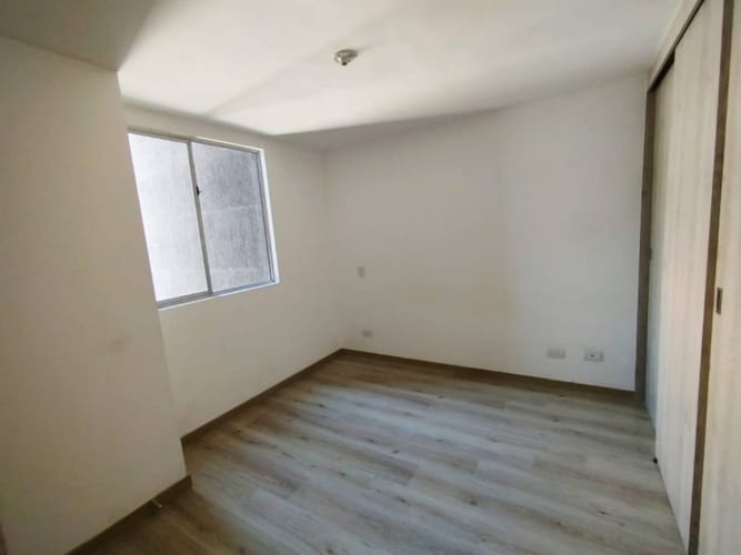 Apartamento de 3 alcobas en arriendo en Bucaros, Bello, 70 m² · foto 10 de 19