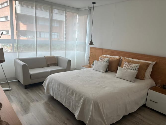 Apartamento de 4 alcobas en venta en El Poblado, Medellín, 150 m² · foto 7 de 18