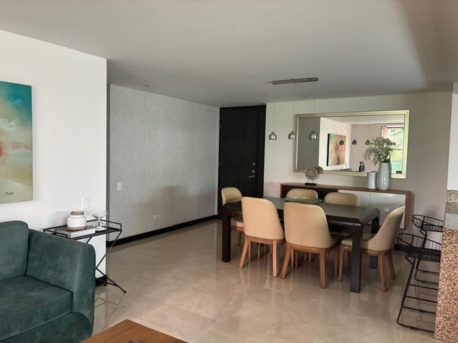 Apartamento de 4 alcobas en venta en El Poblado, Medellín, 150 m² · foto 8 de 18