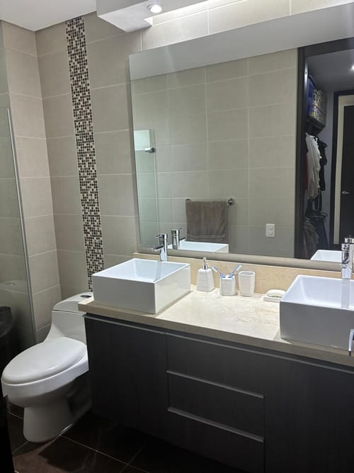 Apartamento de 4 alcobas en venta en El Poblado, Medellín, 150 m² · foto 11 de 18
