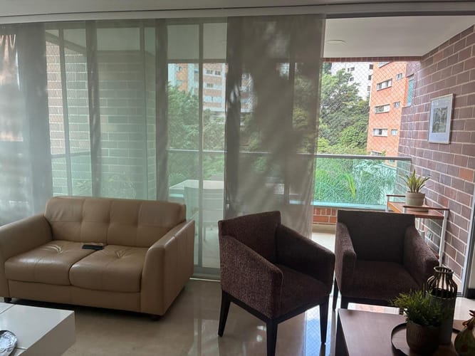 Apartamento de 4 alcobas en venta en El Poblado, Medellín, 150 m² · foto 18 de 18
