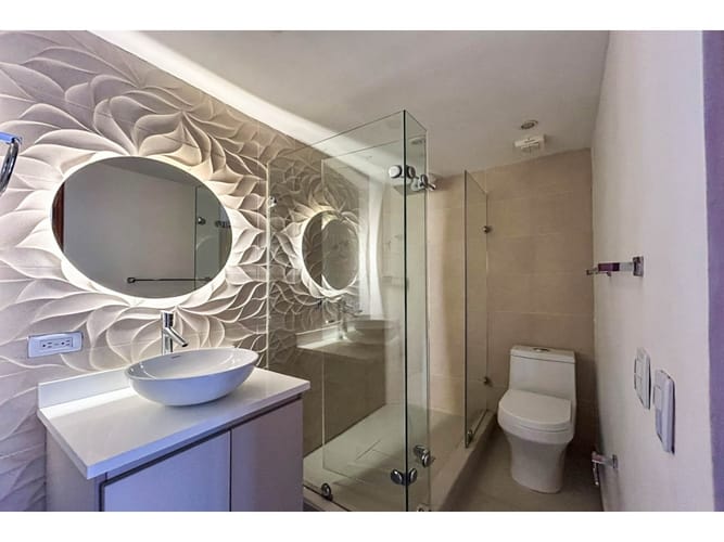 Apartamento de 2 alcobas en arriendo en Chicó Reservado, Bogotá, 134 m² · foto 11 de 11