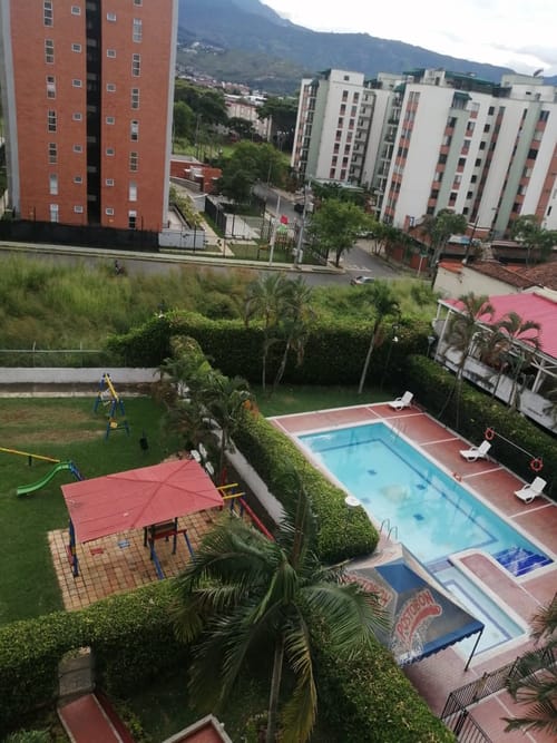 Apartamento de 3 alcobas en arriendo en Quintas De Don Simon, Cali, 70 m² · foto 5 de 19