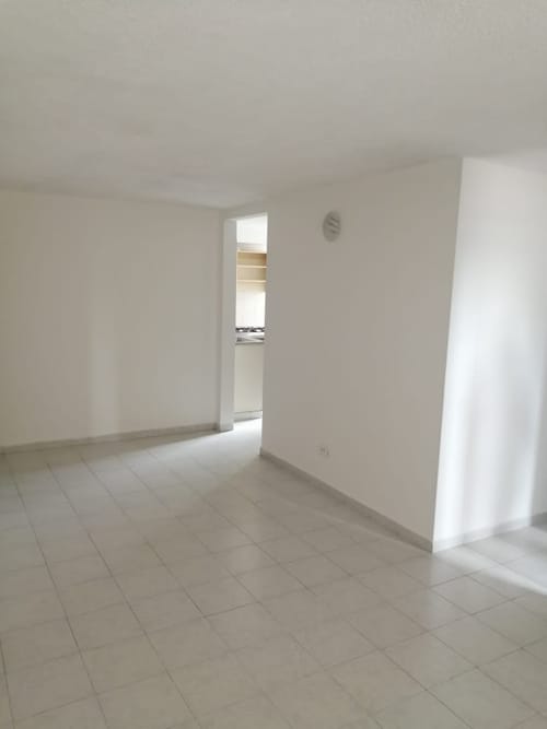 Apartamento de 3 alcobas en arriendo en Quintas De Don Simon, Cali, 70 m² · foto 7 de 19