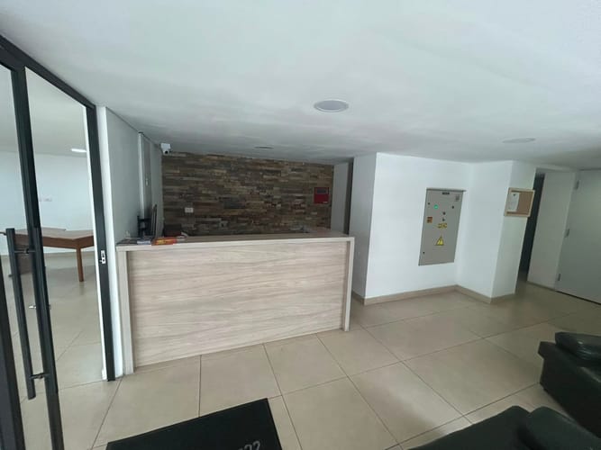 Apartaestudio en venta en Quinta Paredes, Bogotá, 38 m² · foto 9 de 13